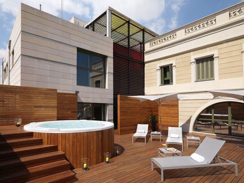 Bcn Design Hotell 5*