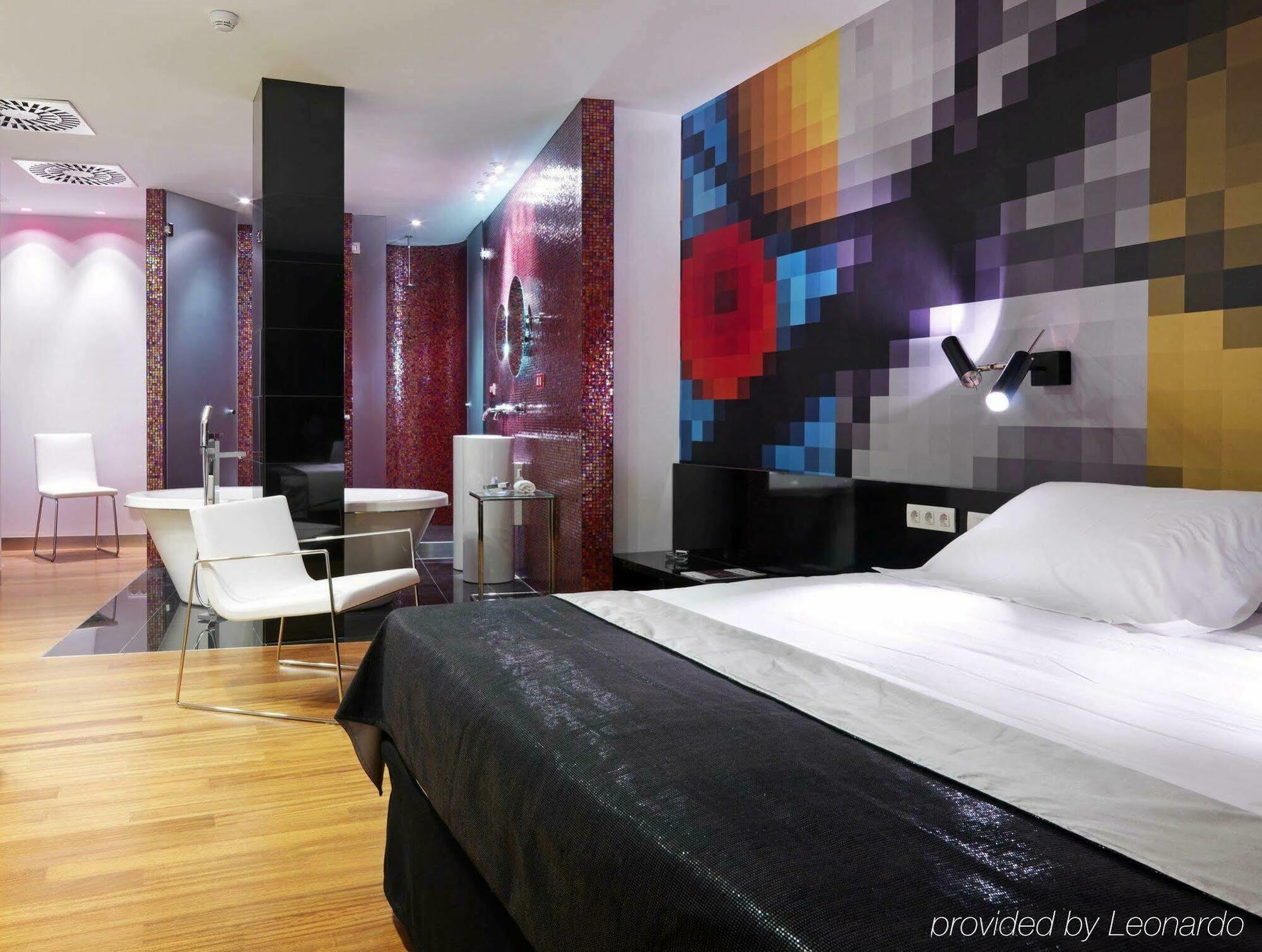 Bcn Design Hotell 5*